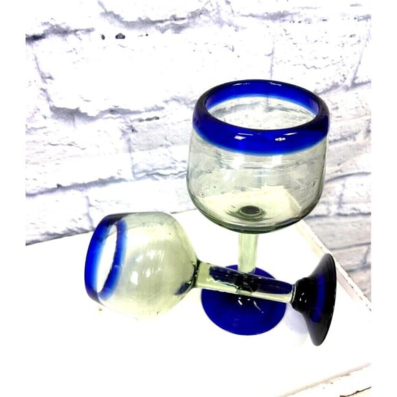 Hand Blown Mexican Glass 2 Stemmed Wine Artisan Goblet Cobalt Blue Rim Base - Picture 5 of 9